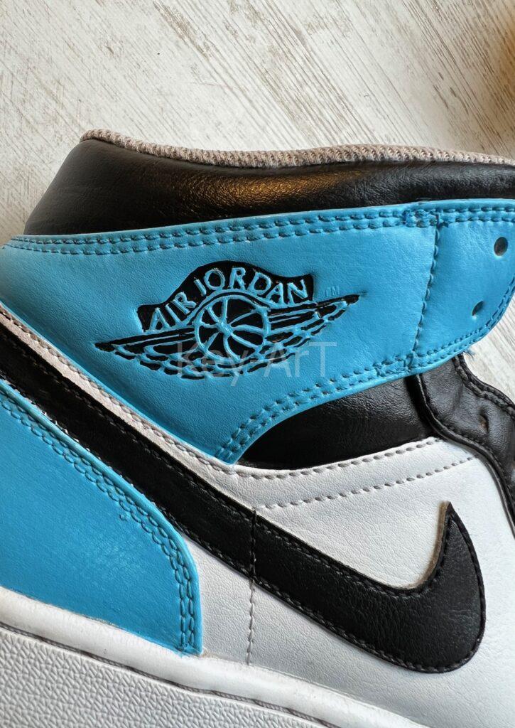 Black&blue2